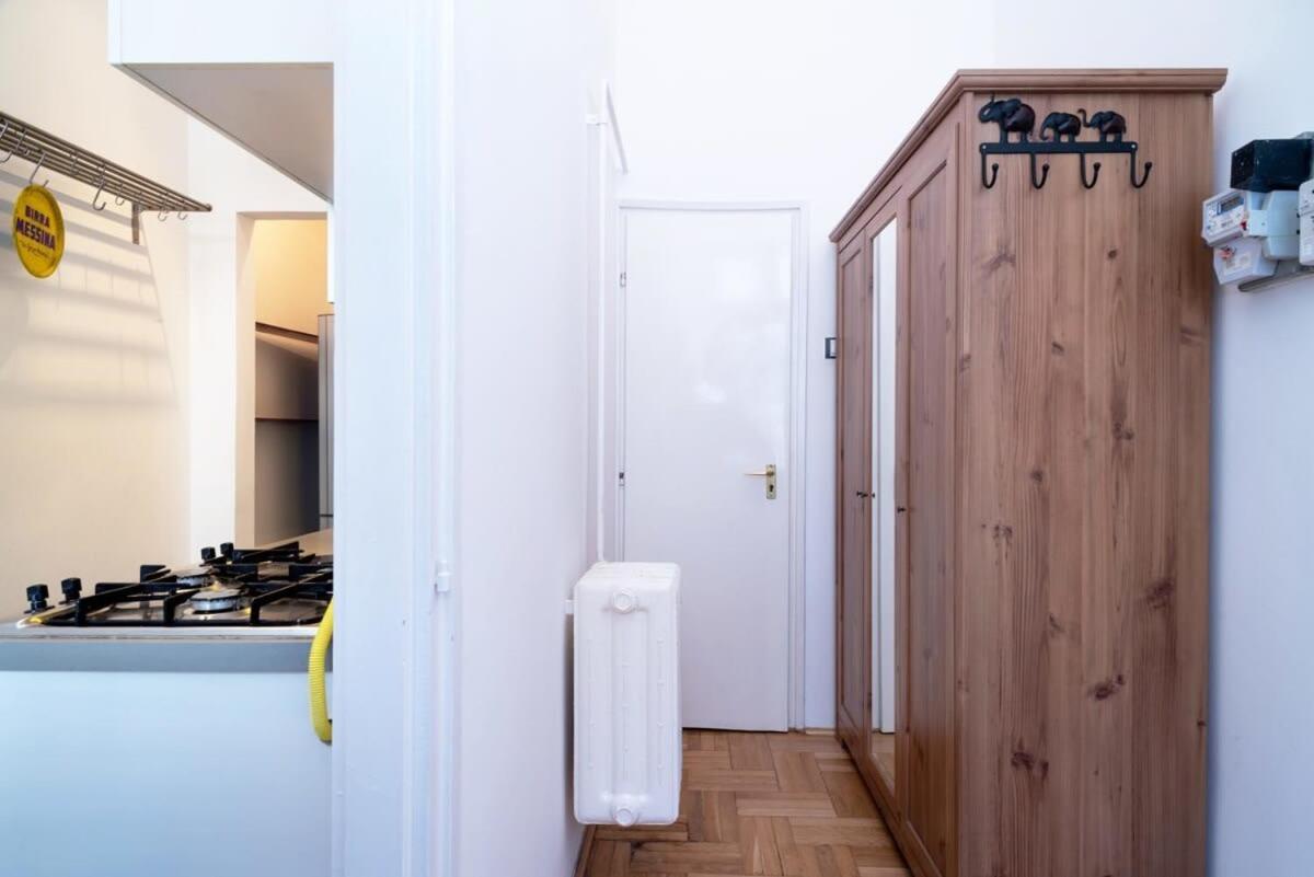 Lovely Downtown Apartment Close To The Basilica Budapest Ngoại thất bức ảnh